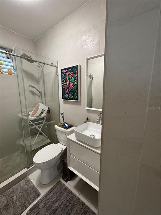 En Venta: $495,000 (5 camas, 2 baños, 1975 Pies cuadrados)