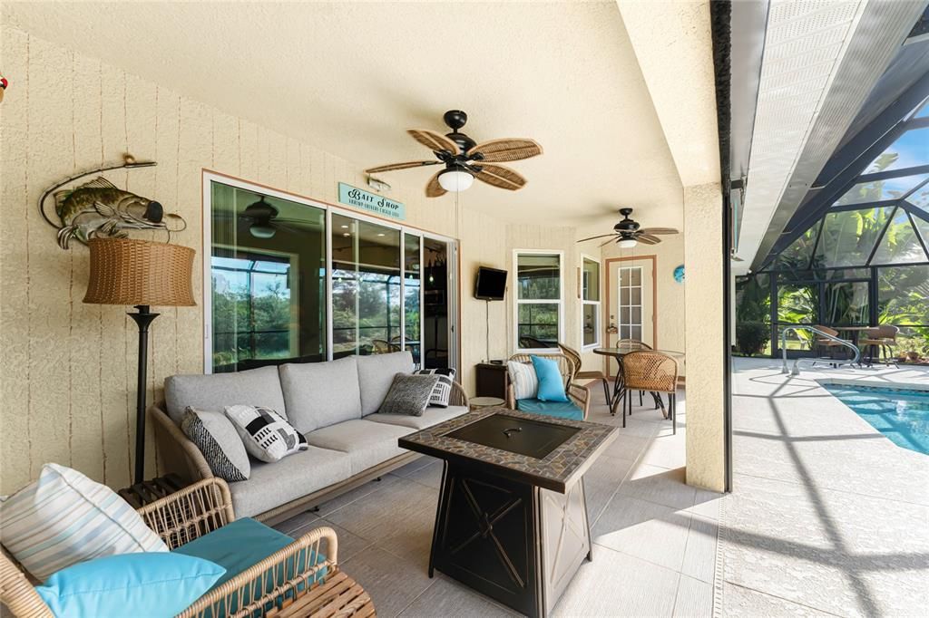 待售: $549,900 (4 贝兹, 2 浴室, 2322 平方英尺)