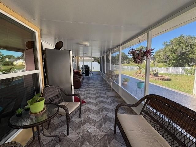 En Venta: $400,000 (3 camas, 2 baños, 1800 Pies cuadrados)