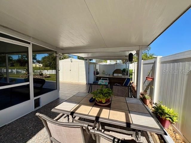 En Venta: $400,000 (3 camas, 2 baños, 1800 Pies cuadrados)