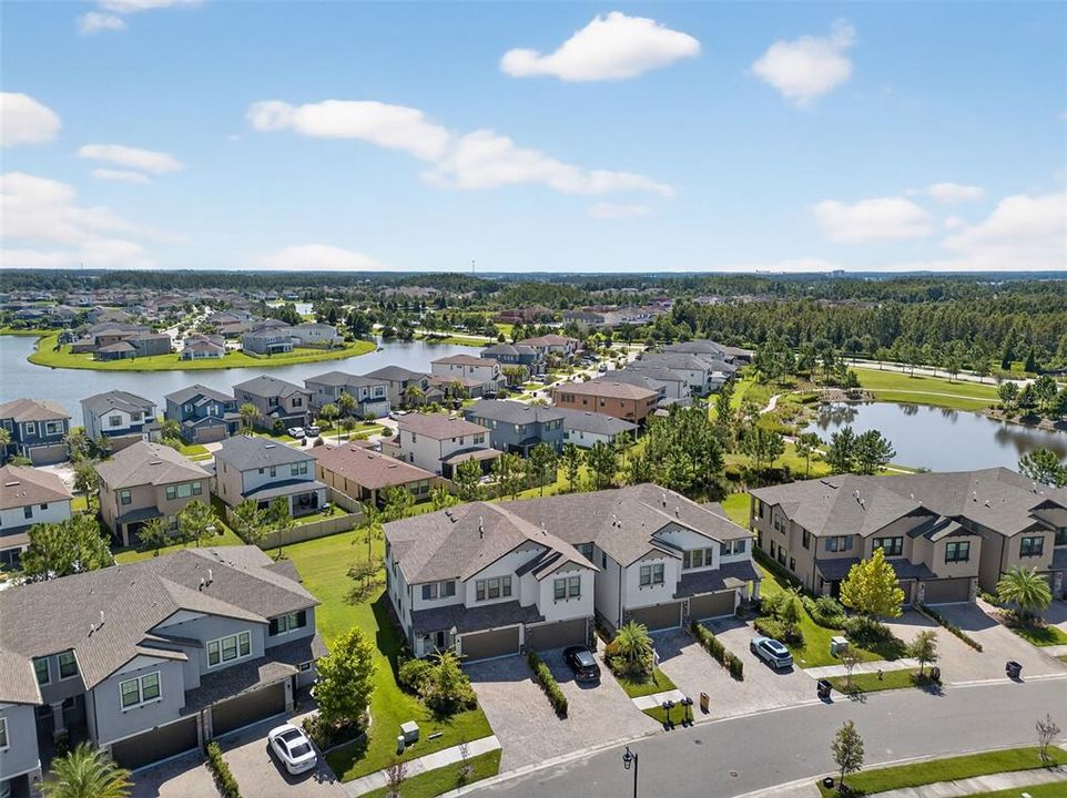 出租: $3,000 (3 贝兹, 2 浴室, 2048 平方英尺)