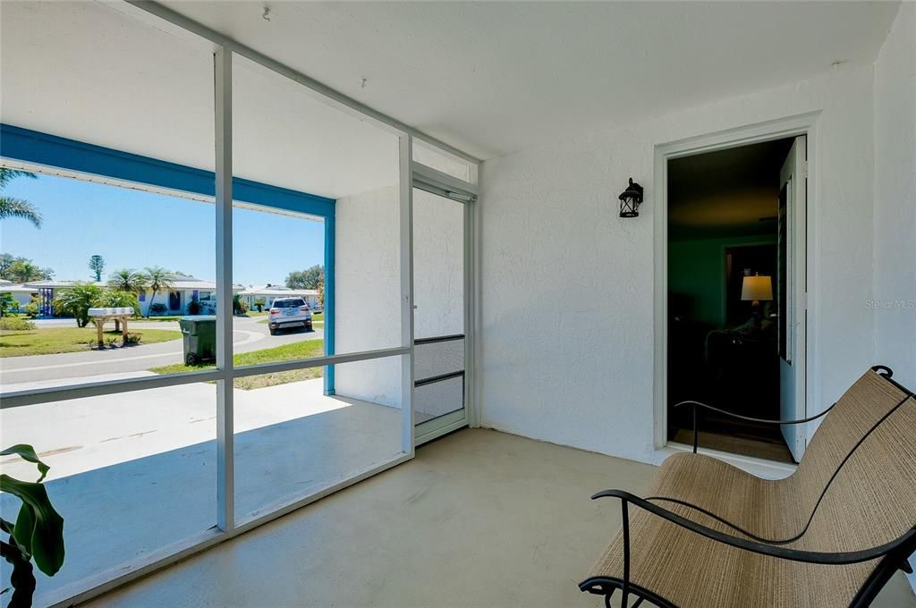 待售: $225,500 (2 贝兹, 2 浴室, 1311 平方英尺)