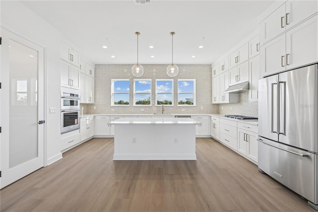 待售: $625,000 (3 贝兹, 3 浴室, 1815 平方英尺)