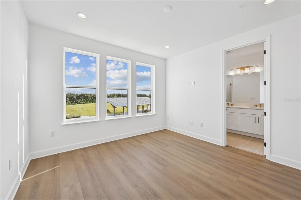 待售: $625,000 (3 贝兹, 3 浴室, 1815 平方英尺)