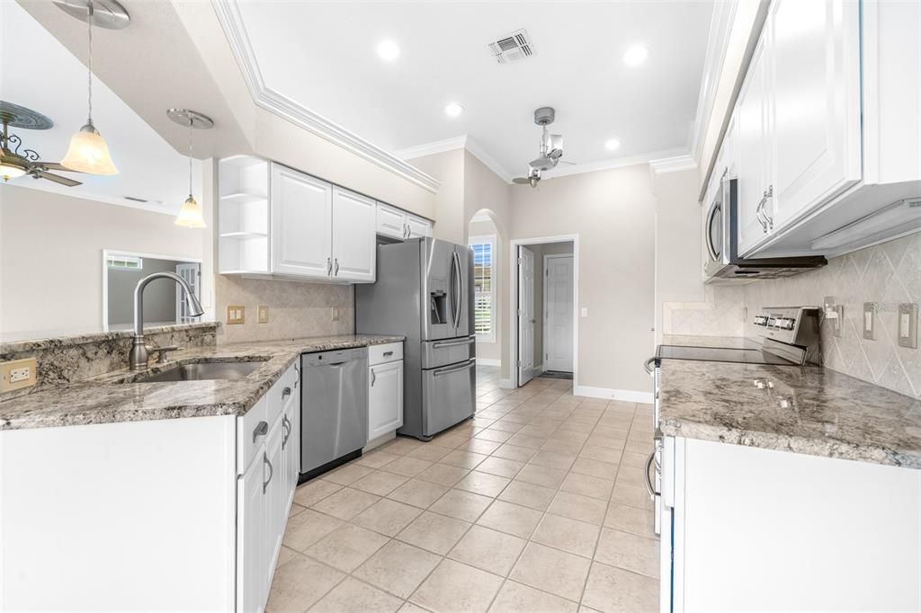 待售: $469,000 (4 贝兹, 2 浴室, 2262 平方英尺)