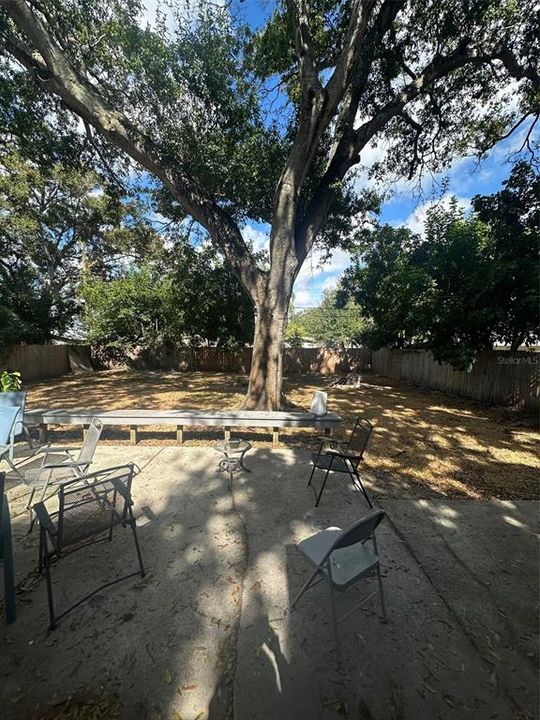 Active With Contract: $425,000 (3 beds, 2 baths, 1228 Square Feet)