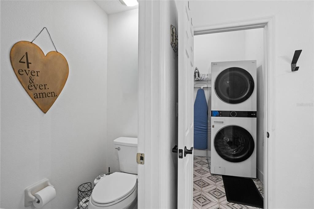 Active With Contract: $499,000 (3 beds, 2 baths, 1960 Square Feet)