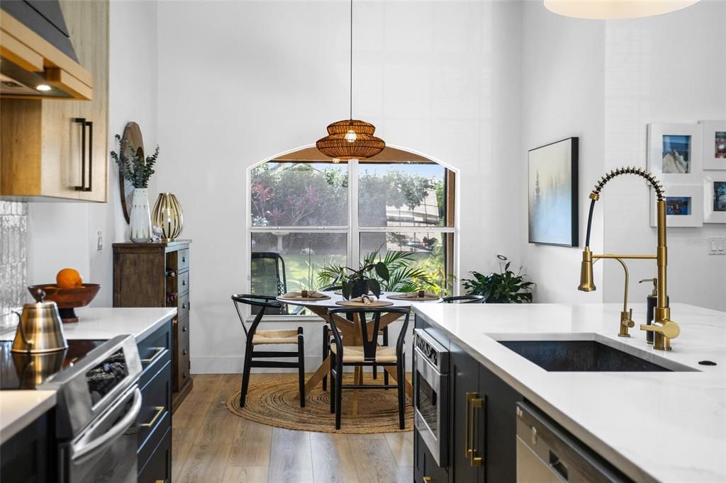 Active With Contract: $499,000 (3 beds, 2 baths, 1960 Square Feet)