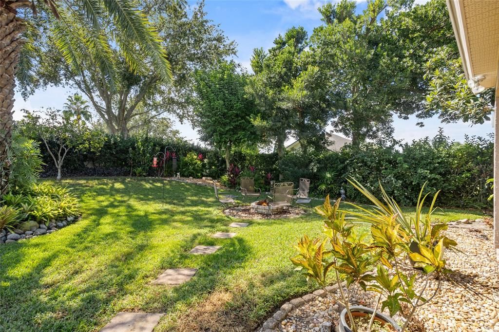 Active With Contract: $499,000 (3 beds, 2 baths, 1960 Square Feet)