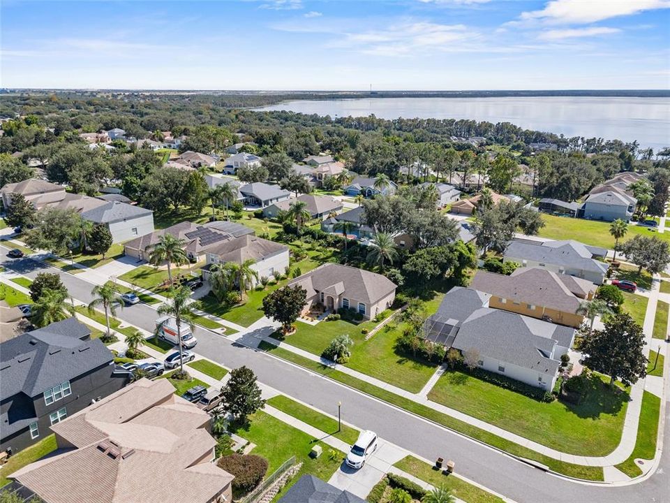 Active With Contract: $499,000 (3 beds, 2 baths, 1960 Square Feet)