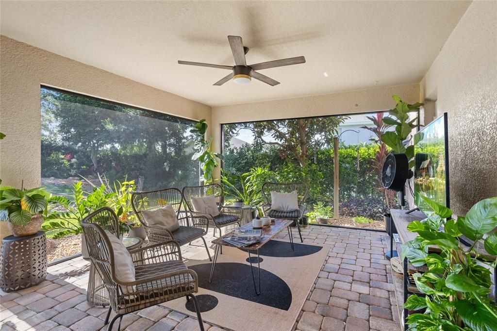 Active With Contract: $499,000 (3 beds, 2 baths, 1960 Square Feet)