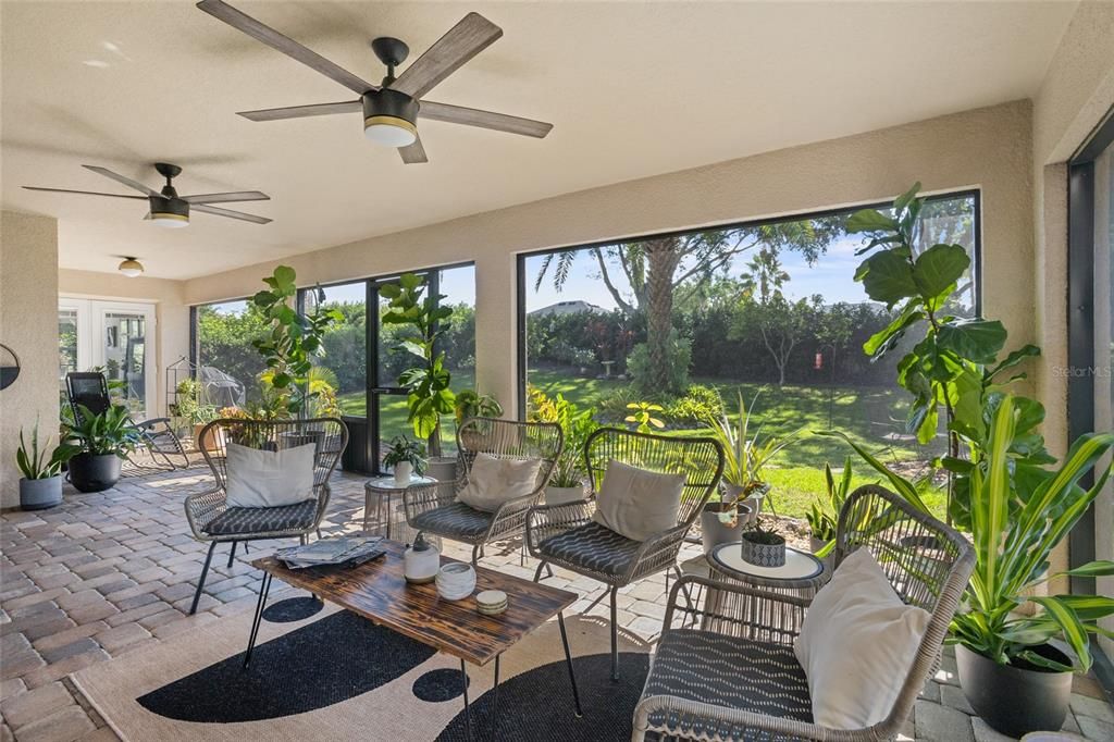 Active With Contract: $499,000 (3 beds, 2 baths, 1960 Square Feet)