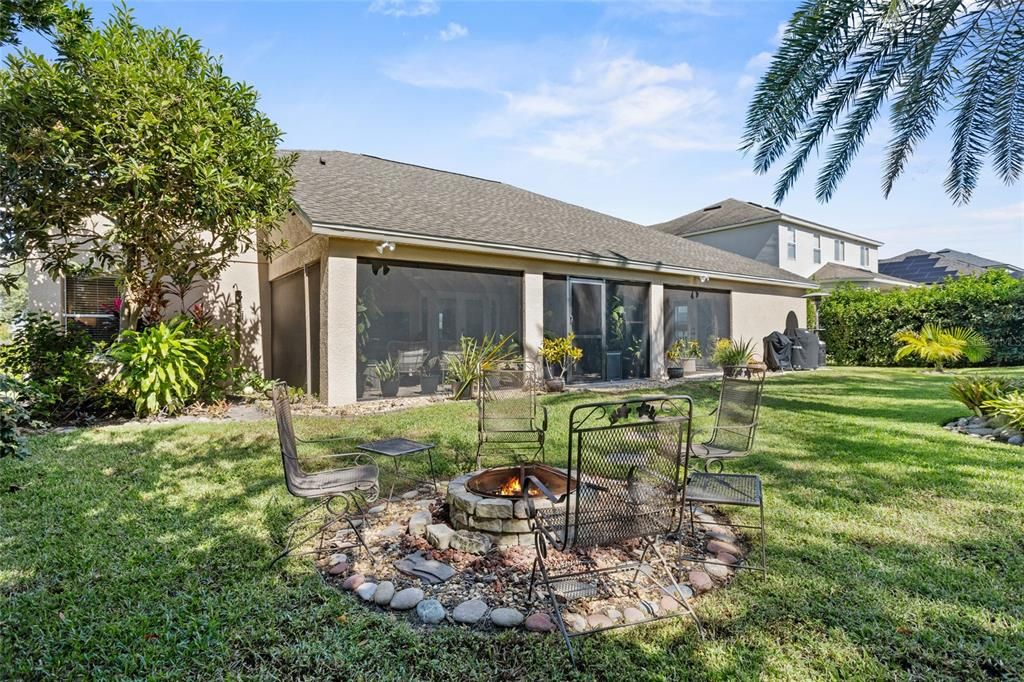 Active With Contract: $499,000 (3 beds, 2 baths, 1960 Square Feet)