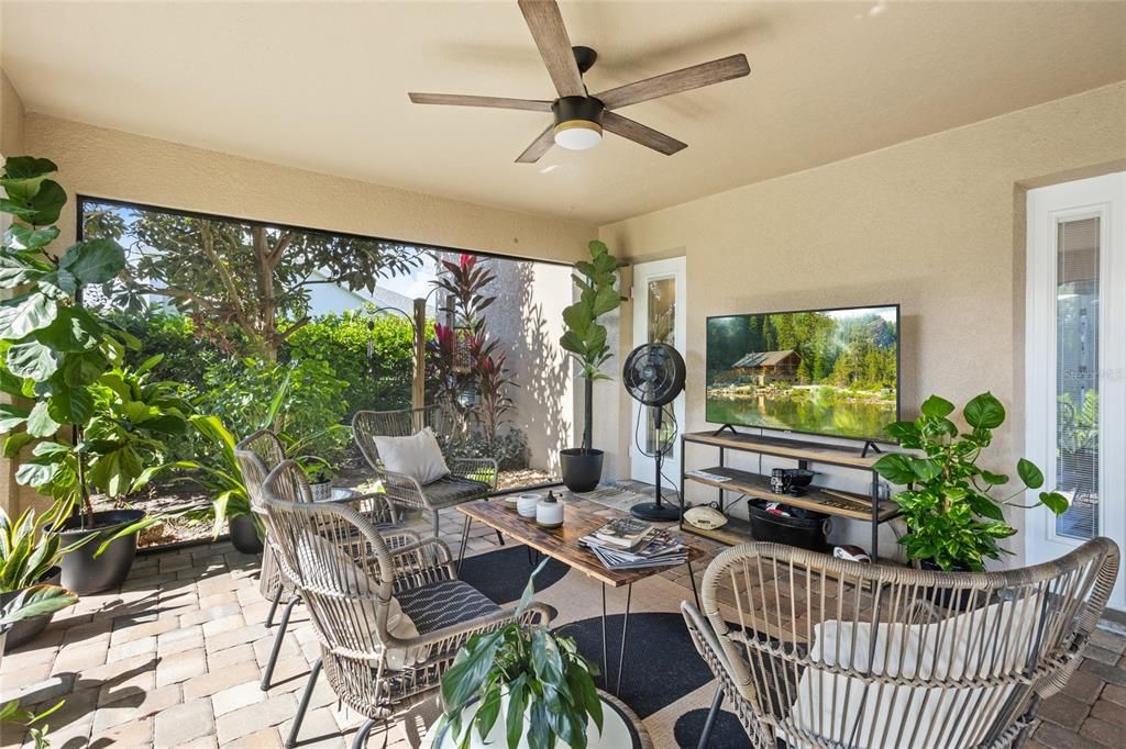 Active With Contract: $499,000 (3 beds, 2 baths, 1960 Square Feet)