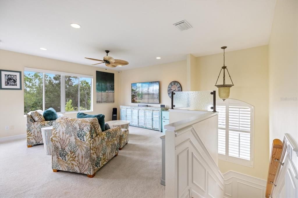 На продажу: $1,075,000 (4 спален, 3 ванн, 3737 Квадратных фут)