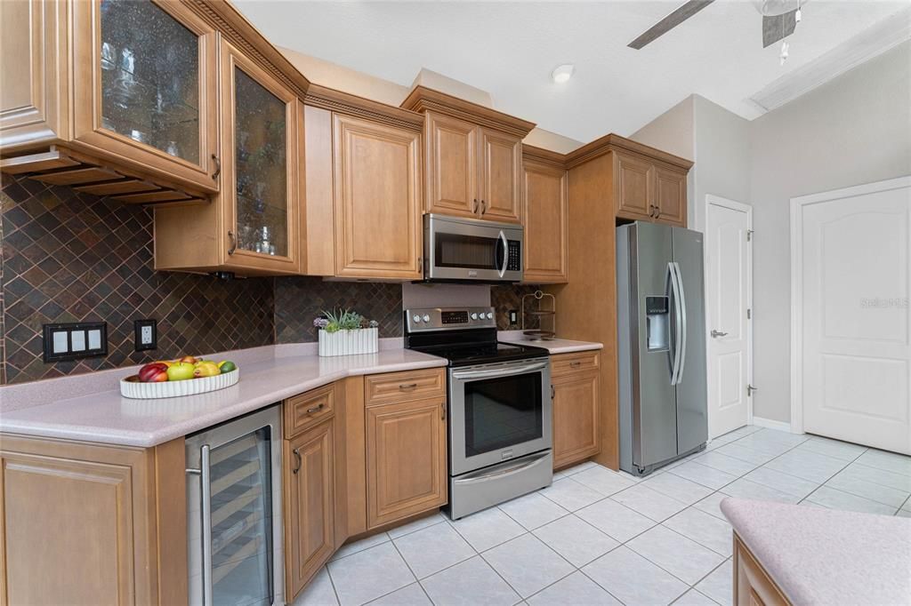 En Venta: $789,000 (3 camas, 3 baños, 2367 Pies cuadrados)