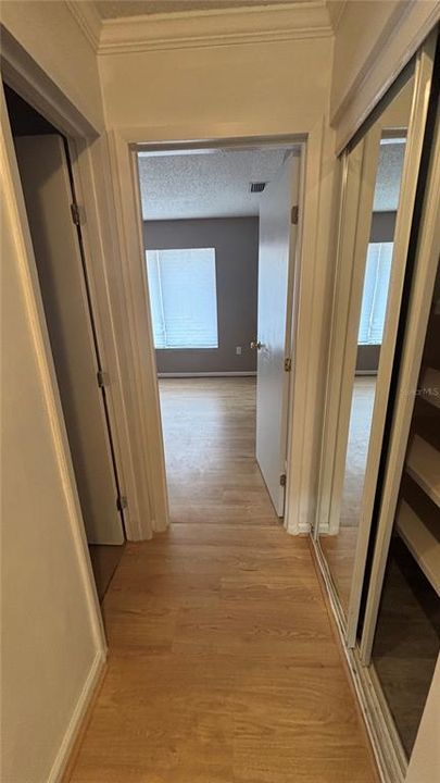 待售: $199,000 (2 贝兹, 2 浴室, 967 平方英尺)