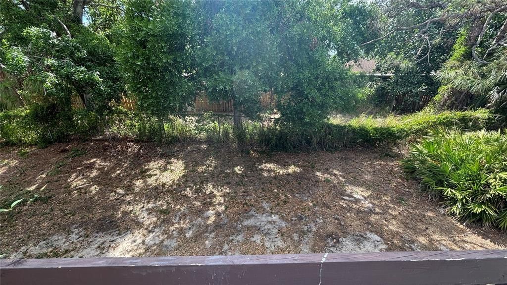 待售: $199,000 (2 贝兹, 2 浴室, 967 平方英尺)