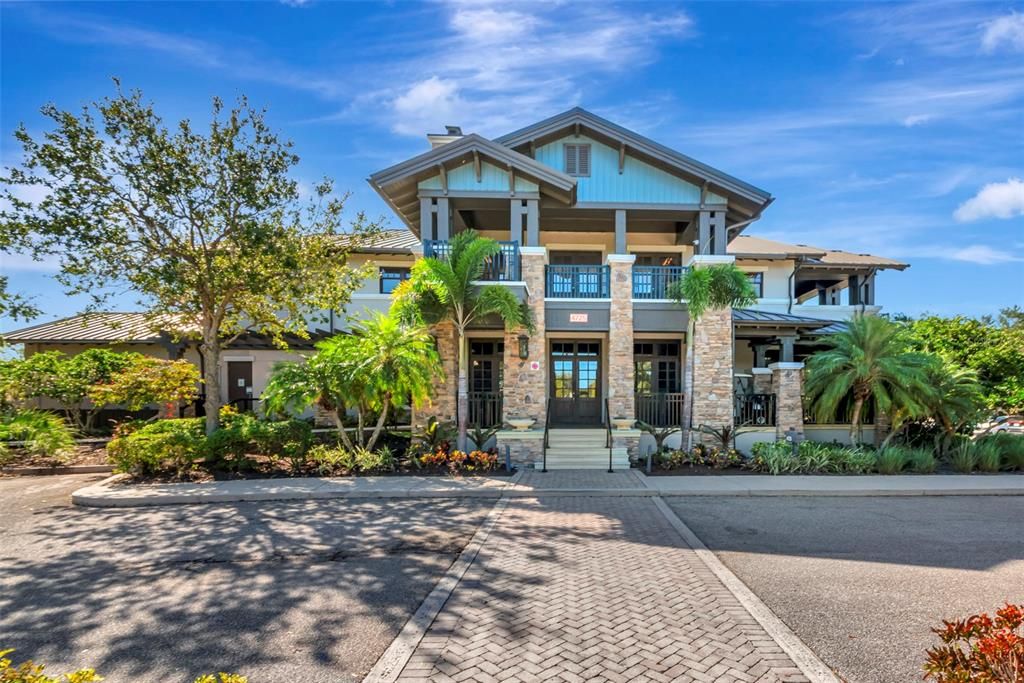 For Sale: $415,000 (4 beds, 2 baths, 2320 Square Feet)