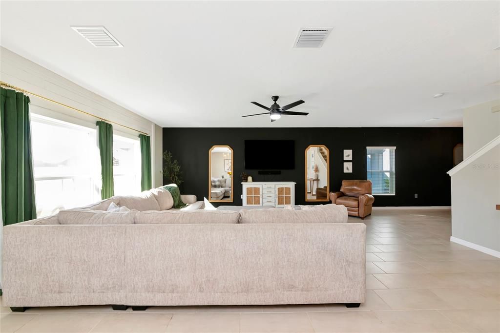 For Sale: $415,000 (4 beds, 2 baths, 2320 Square Feet)