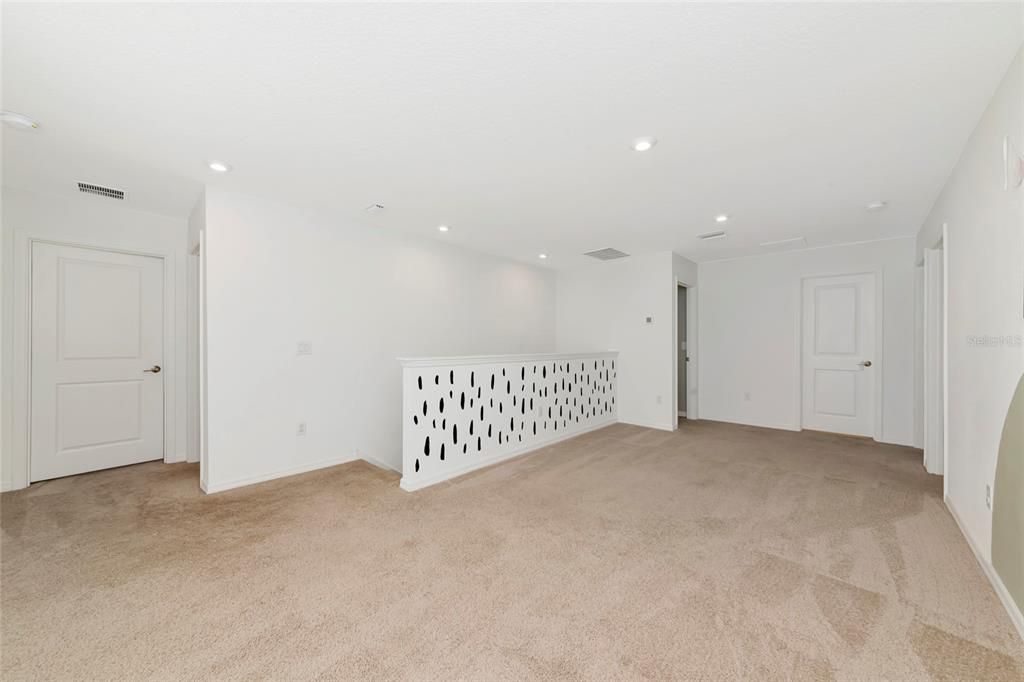 For Sale: $415,000 (4 beds, 2 baths, 2320 Square Feet)