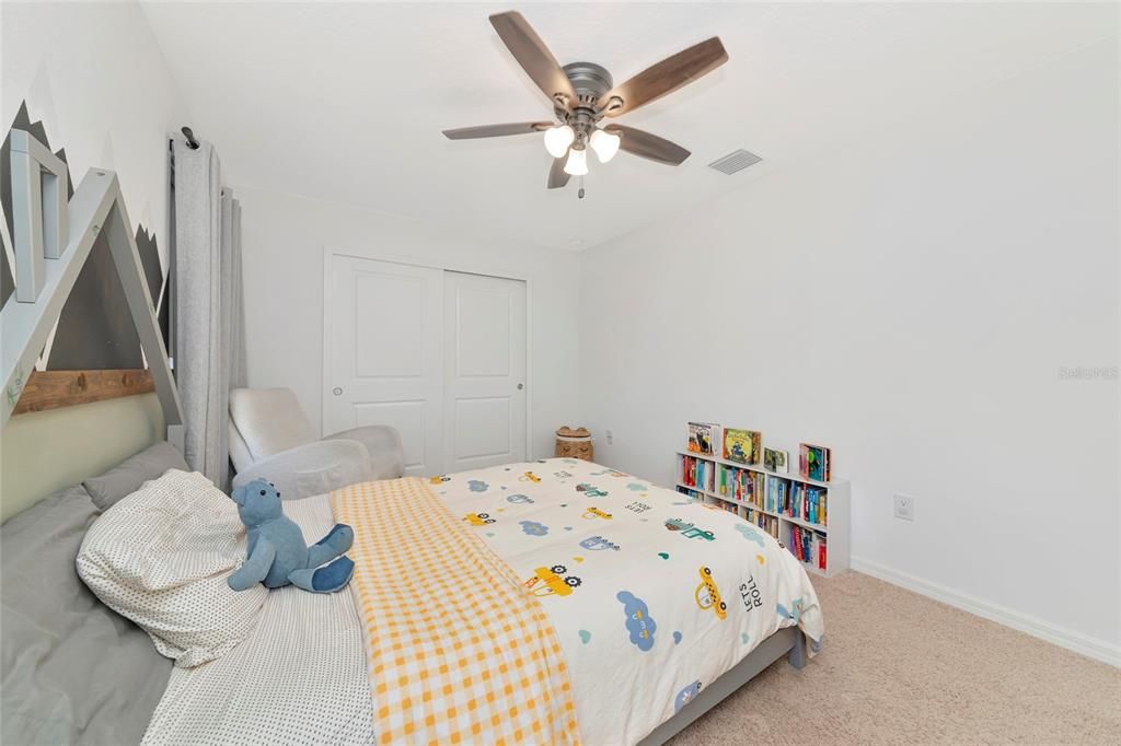 For Sale: $415,000 (4 beds, 2 baths, 2320 Square Feet)