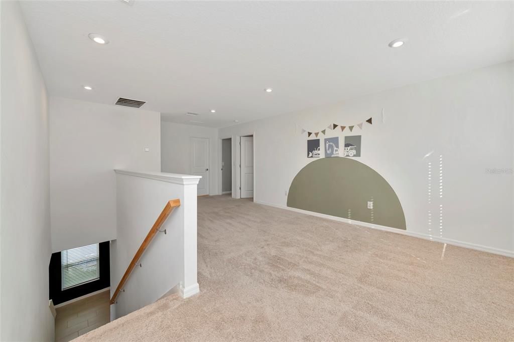 For Sale: $415,000 (4 beds, 2 baths, 2320 Square Feet)