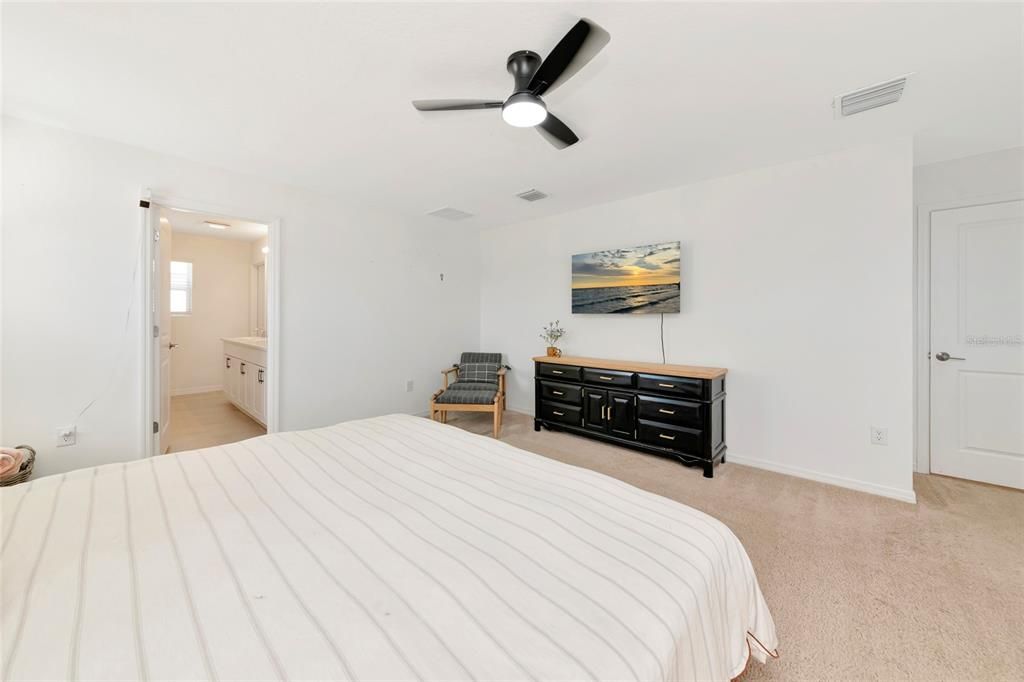 For Sale: $415,000 (4 beds, 2 baths, 2320 Square Feet)