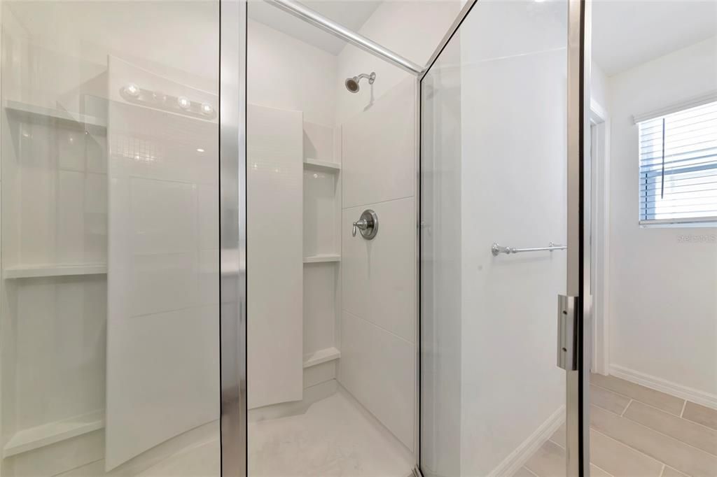 For Sale: $415,000 (4 beds, 2 baths, 2320 Square Feet)