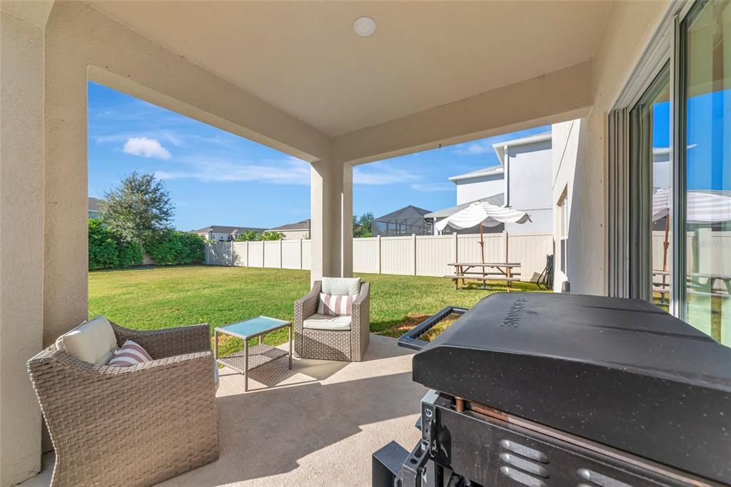 For Sale: $415,000 (4 beds, 2 baths, 2320 Square Feet)