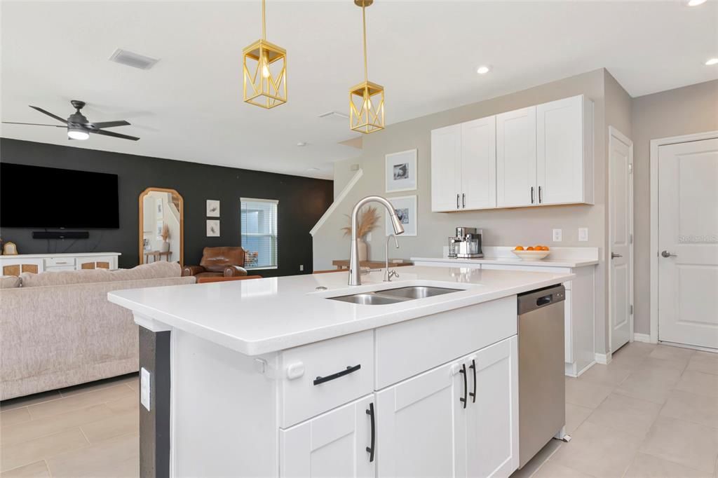 For Sale: $415,000 (4 beds, 2 baths, 2320 Square Feet)