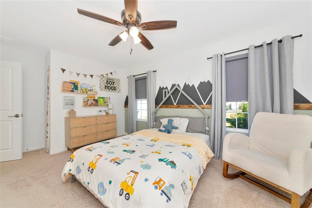 For Sale: $415,000 (4 beds, 2 baths, 2320 Square Feet)