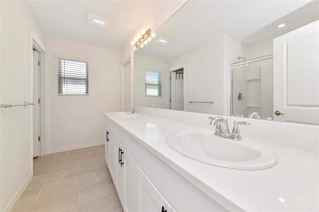 For Sale: $415,000 (4 beds, 2 baths, 2320 Square Feet)