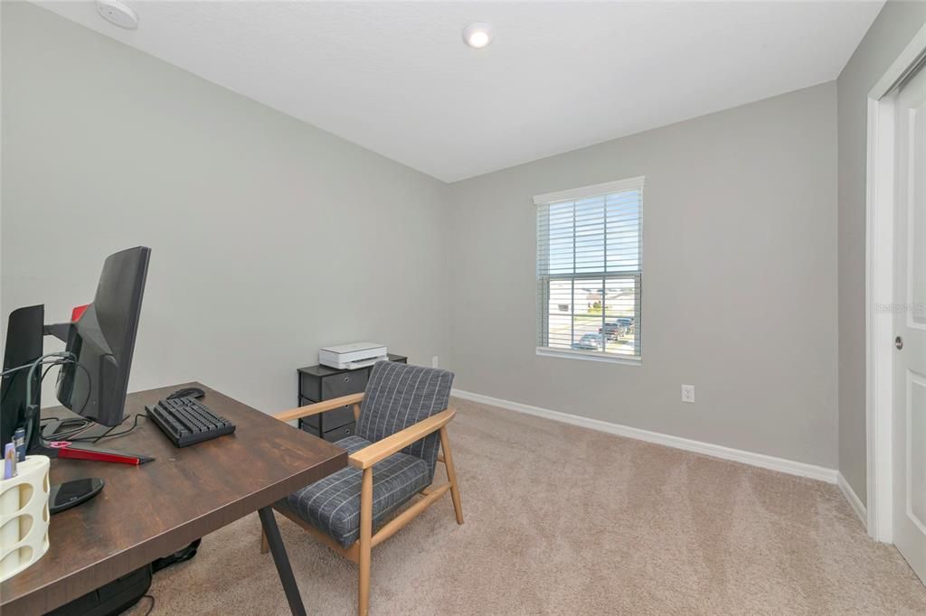 For Sale: $415,000 (4 beds, 2 baths, 2320 Square Feet)