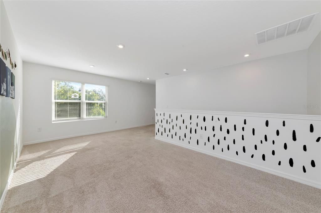 For Sale: $415,000 (4 beds, 2 baths, 2320 Square Feet)