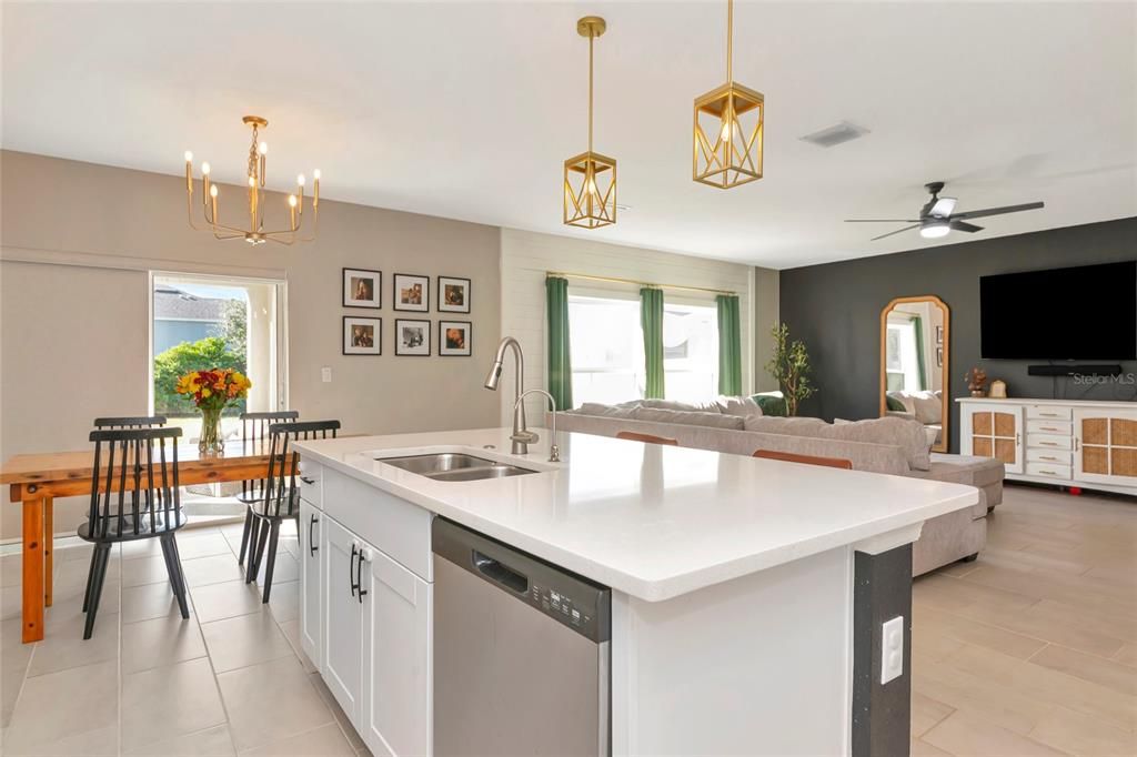 For Sale: $415,000 (4 beds, 2 baths, 2320 Square Feet)