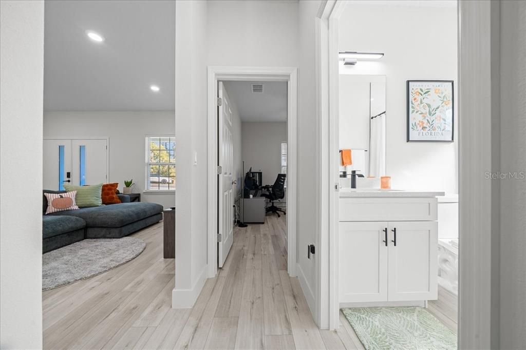 Activo con contrato: $297,000 (3 camas, 2 baños, 1529 Pies cuadrados)