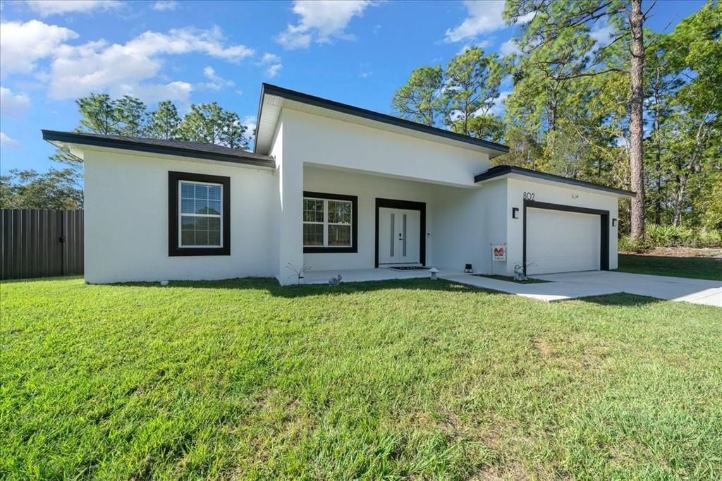 Activo con contrato: $297,000 (3 camas, 2 baños, 1529 Pies cuadrados)