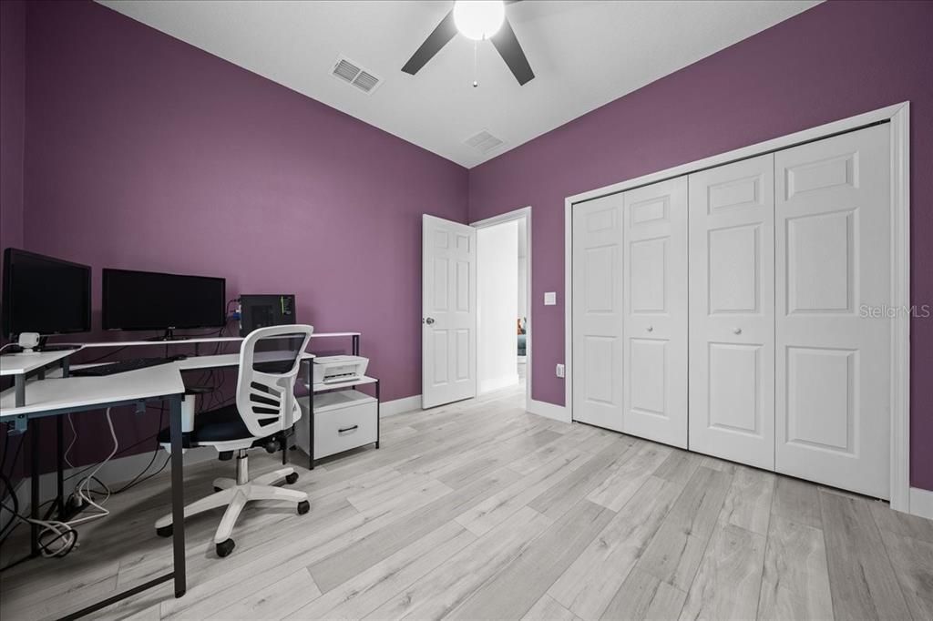 Activo con contrato: $297,000 (3 camas, 2 baños, 1529 Pies cuadrados)