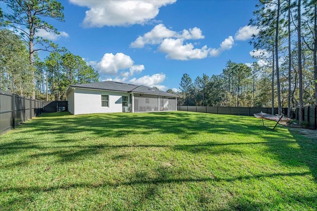 Activo con contrato: $297,000 (3 camas, 2 baños, 1529 Pies cuadrados)