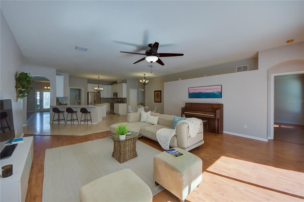 For Sale: $525,000 (4 beds, 2 baths, 2360 Square Feet)