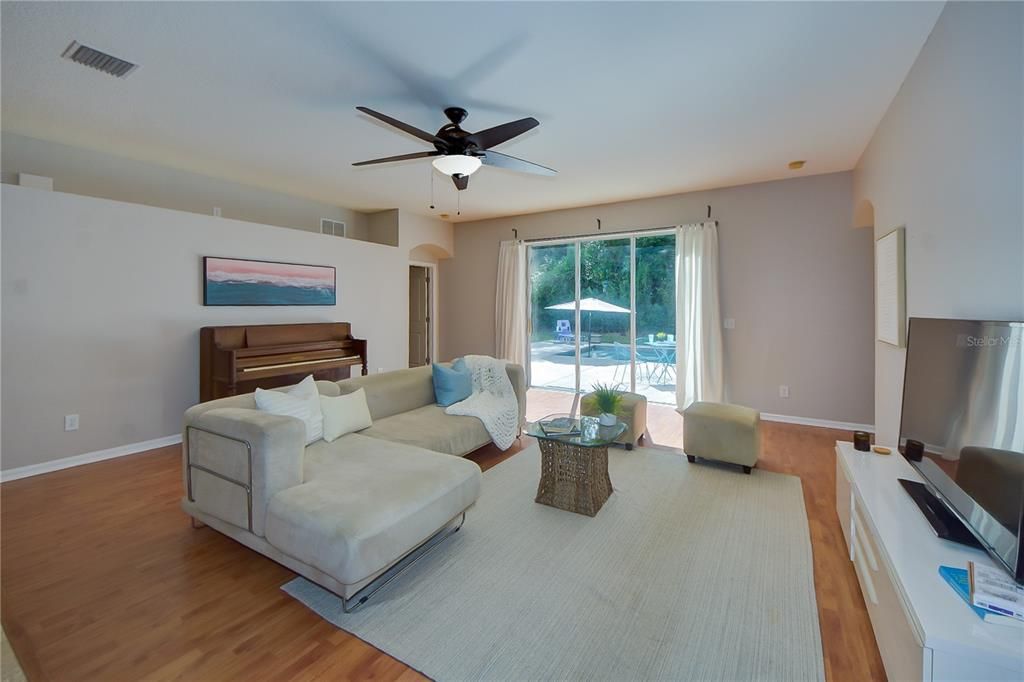 For Sale: $525,000 (4 beds, 2 baths, 2360 Square Feet)