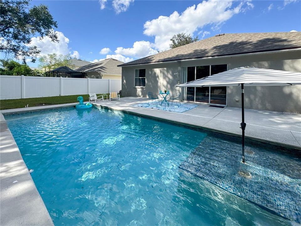 For Sale: $525,000 (4 beds, 2 baths, 2360 Square Feet)