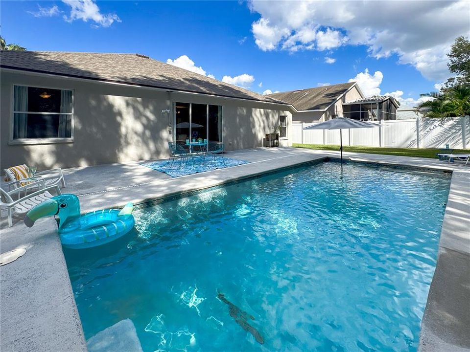 For Sale: $525,000 (4 beds, 2 baths, 2360 Square Feet)