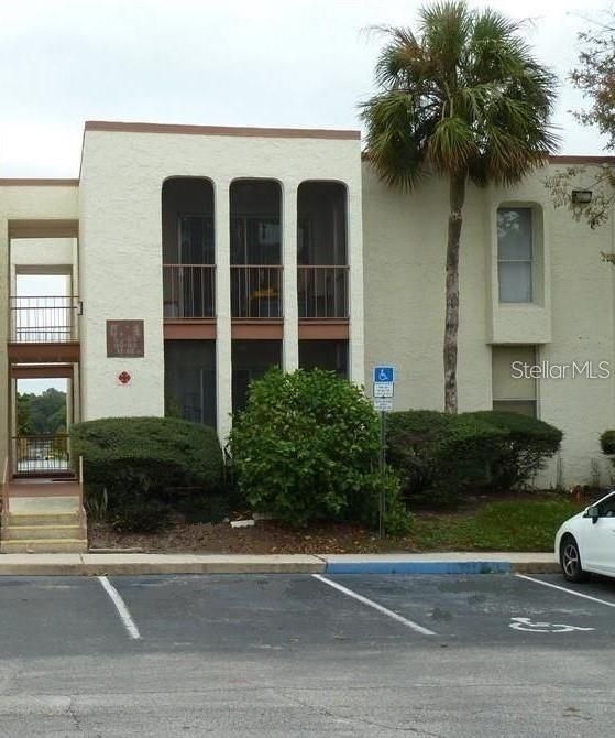 Recently Rented: $1,695 (2 beds, 2 baths, 1252 Square Feet)