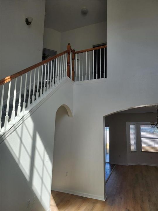 For Rent: $2,200 (4 beds, 2 baths, 1754 Square Feet)