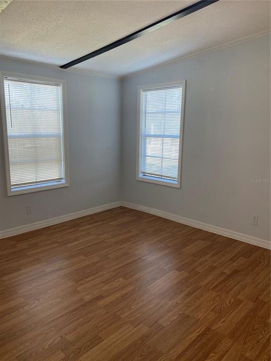 For Rent: $2,000 (3 beds, 2 baths, 1668 Square Feet)