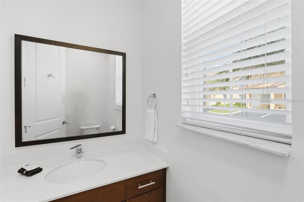 合同活跃: $360,000 (3 贝兹, 2 浴室, 1474 平方英尺)