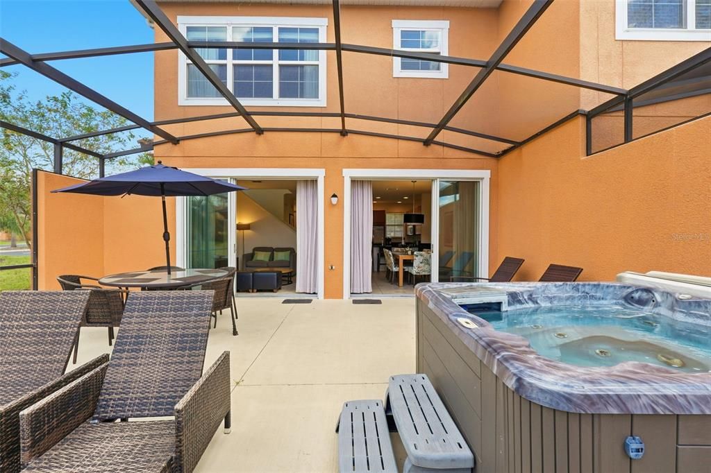 合同活跃: $360,000 (3 贝兹, 2 浴室, 1474 平方英尺)