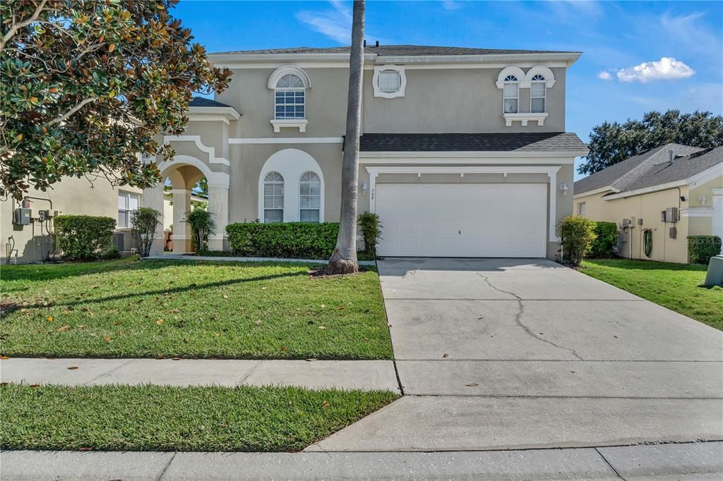 待售: $458,000 (6 贝兹, 4 浴室, 2689 平方英尺)